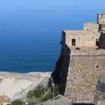La Scaletta Sul Mare Di Pizzo Wifi E Disney+ Exteriör bild
